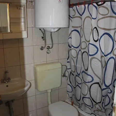 Guest house Apartments Pomalo