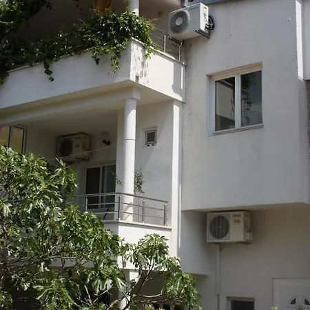 Apartments Pomalo Makarska
