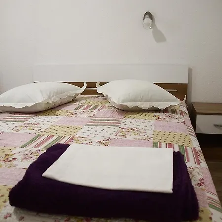 Apartments Pomalo * Makarska