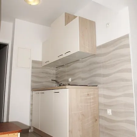 Guest house Apartments Pomalo