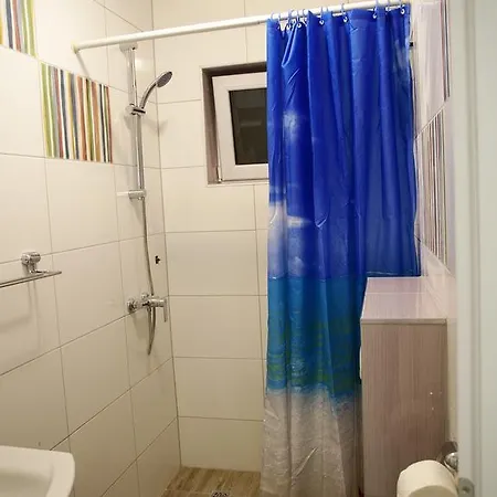 Guest house Apartments Pomalo