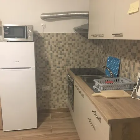 Guest house Apartments Pomalo