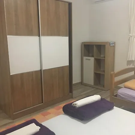Apartments Pomalo Makarska