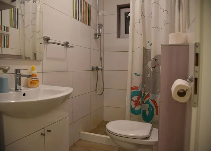 Pomalo Penzion Makarská