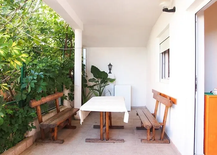 Pomalo Penzion Makarská