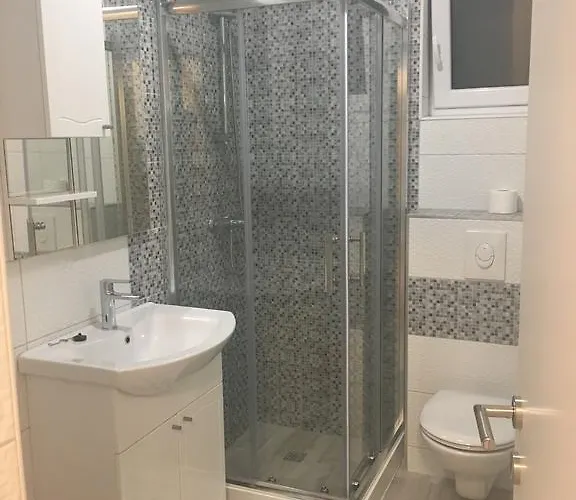 Pomalo Penzion Makarská