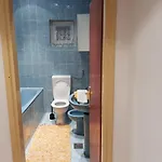 Apartments Pomalo بيت ضيافة 3*